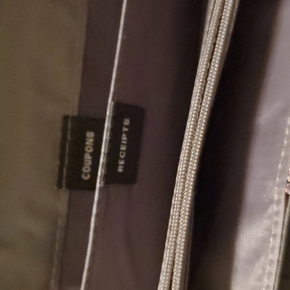 Wallet - Picture 7 of 9